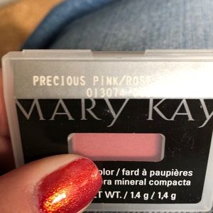 Mary Kay Precious Pink mineral eye shadow single